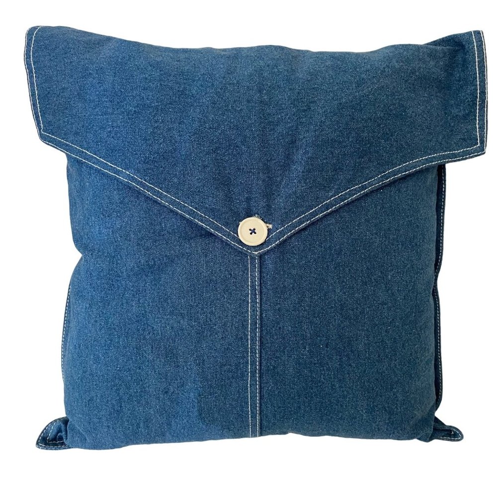 Denim throw pillow button closure blue casual‎ decorative 100% cotton 18"x18"